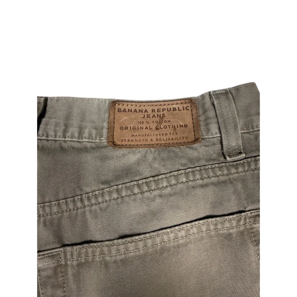 Banana Republic Laredo Mens 33R Olive Drab Cotton Twill Straight Leg Button Fly